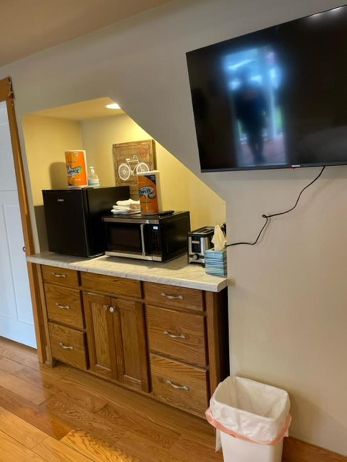Stay In Ohiopyle In The Middle Of Town By The Gap Trail Eksteriør bilde
