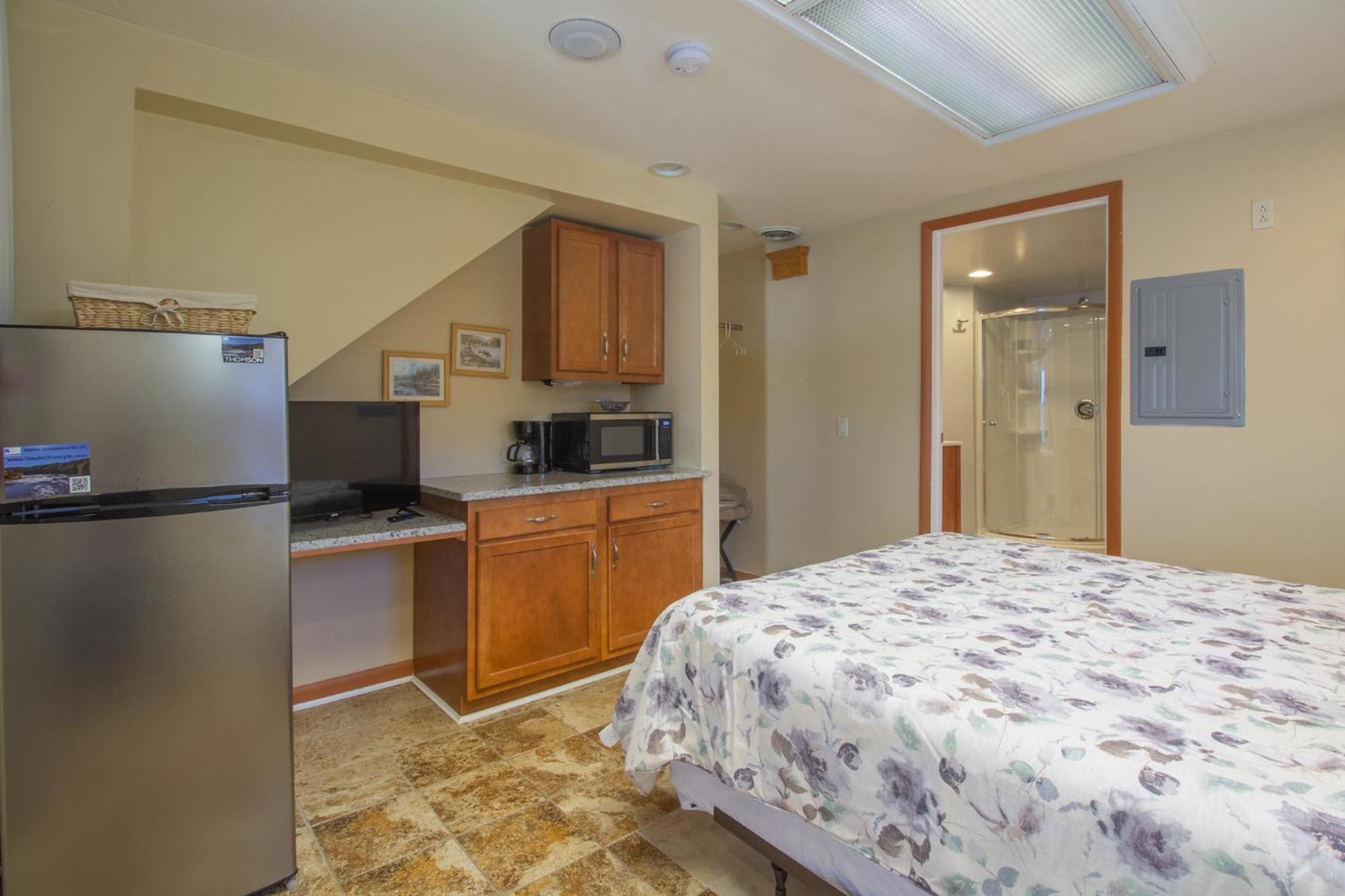 Stay In Ohiopyle In The Middle Of Town By The Gap Trail Eksteriør bilde